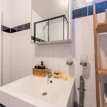 Дом отдыха In Gelderland Near Woodlands, Cleaning Included *