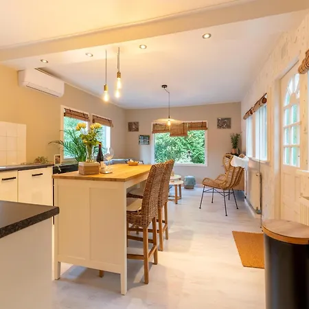 In Gelderland Near Woodlands, Cleaning Included * Hattemerbroek
